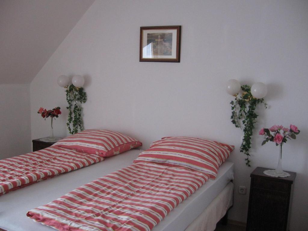 Pension Ovari Bük 部屋 写真