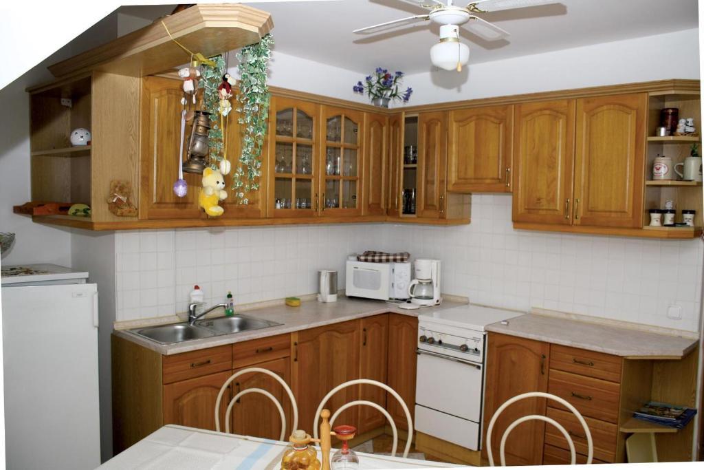 Pension Ovari Bük 部屋 写真